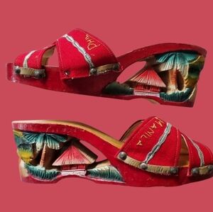 Vintage carved wood tiki luau red mules 6.5